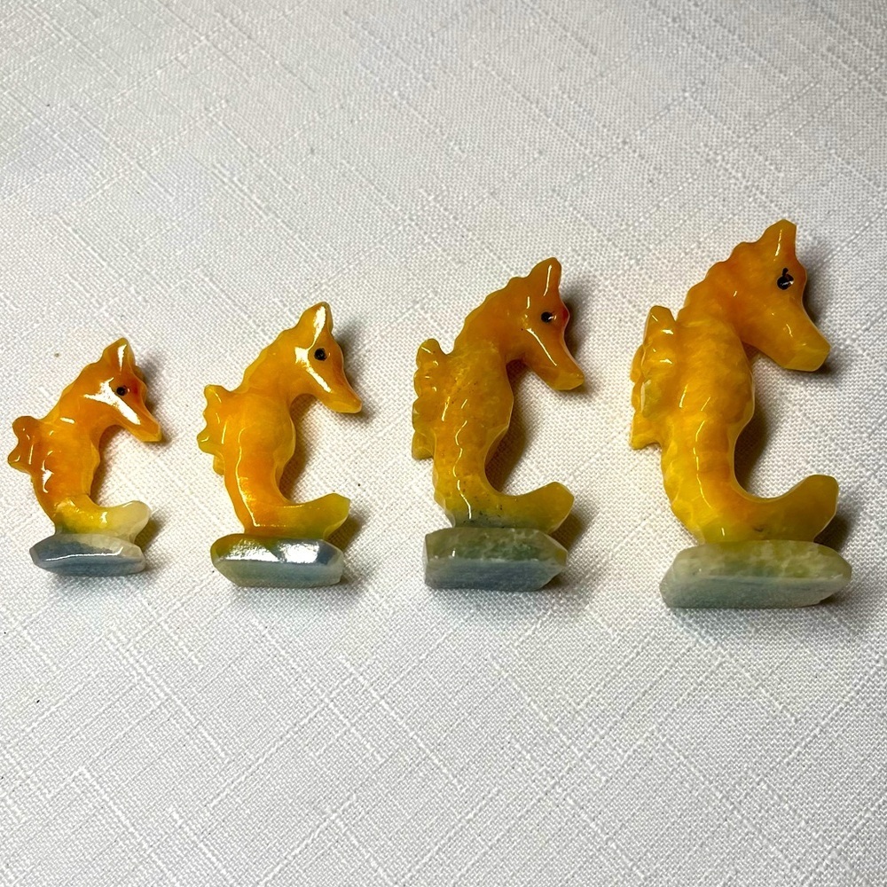 Vintage. Carved Onyx Seahorse family!  Perfect to display.